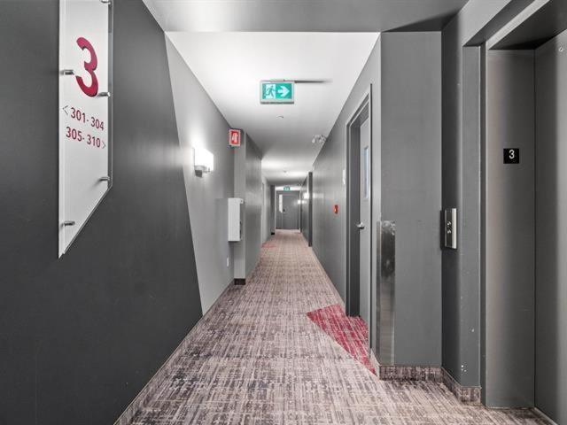 2 Bedroom Condo In The Heart Of The City Montréal Esterno foto